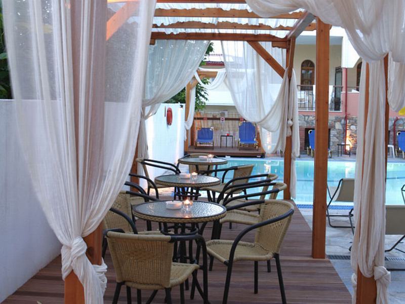 Hotel Calypso Ханиоти Екстериор снимка